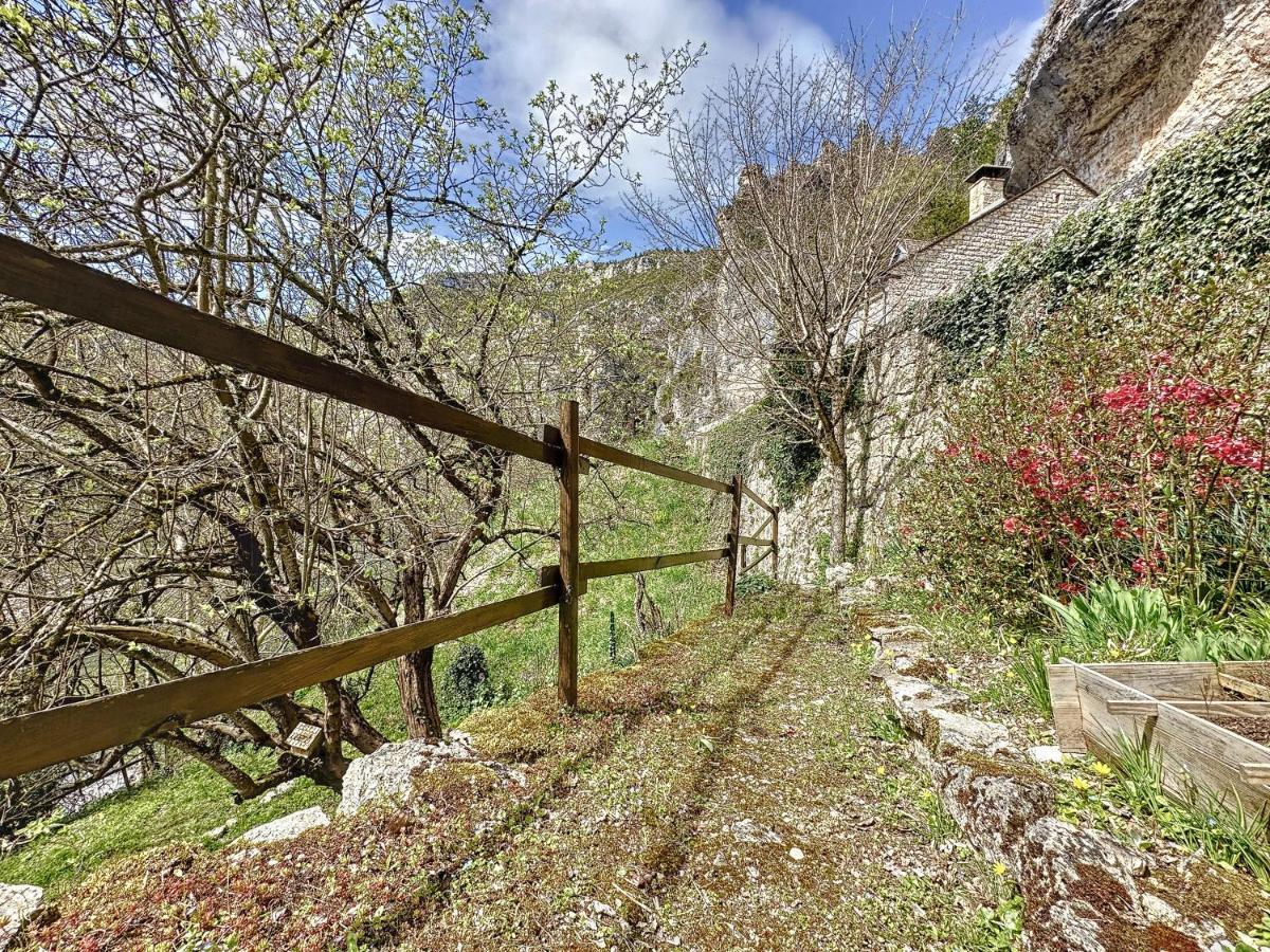 Gorges Du Tarn : Charmant Gite Avec Vue Sur Le Tarn Sainte-Enimie Bagian luar foto