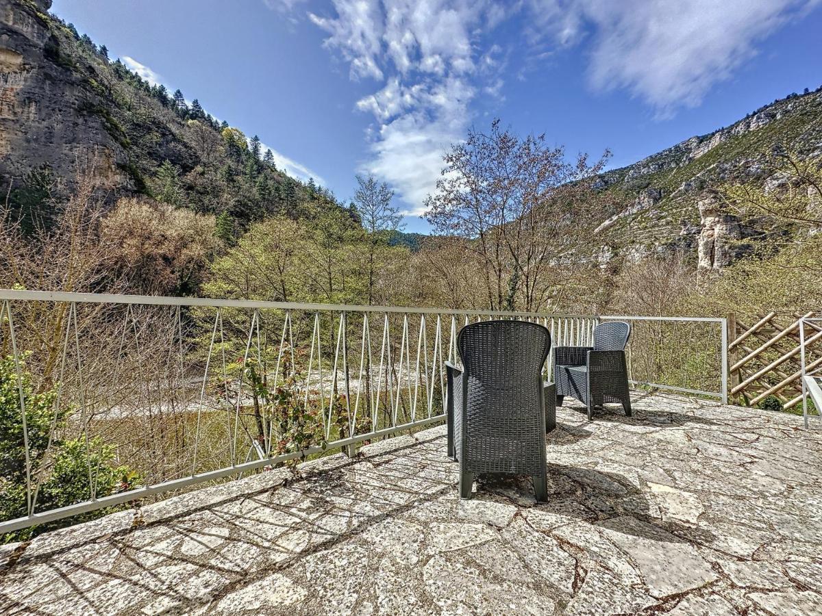 Gorges Du Tarn : Charmant Gite Avec Vue Sur Le Tarn Sainte-Enimie Bagian luar foto